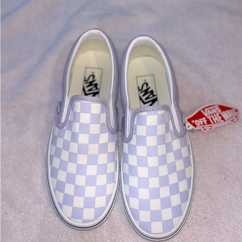 Nee Vans size 6 women’s slip on shoes